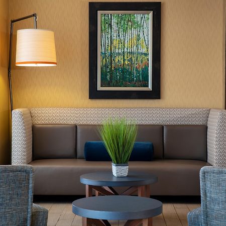 Holiday Inn Express Charleston-Civic Center By Ihg Luaran gambar